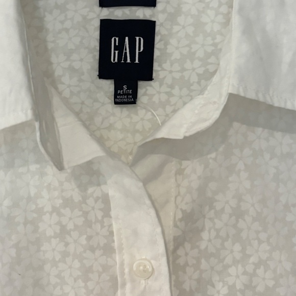 Women's Gap Sheer Floral Big Shirt in New Off White Size S Petite NWT - Picture 3 of 12
